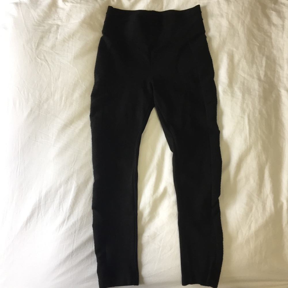 Zara // Black Leggings